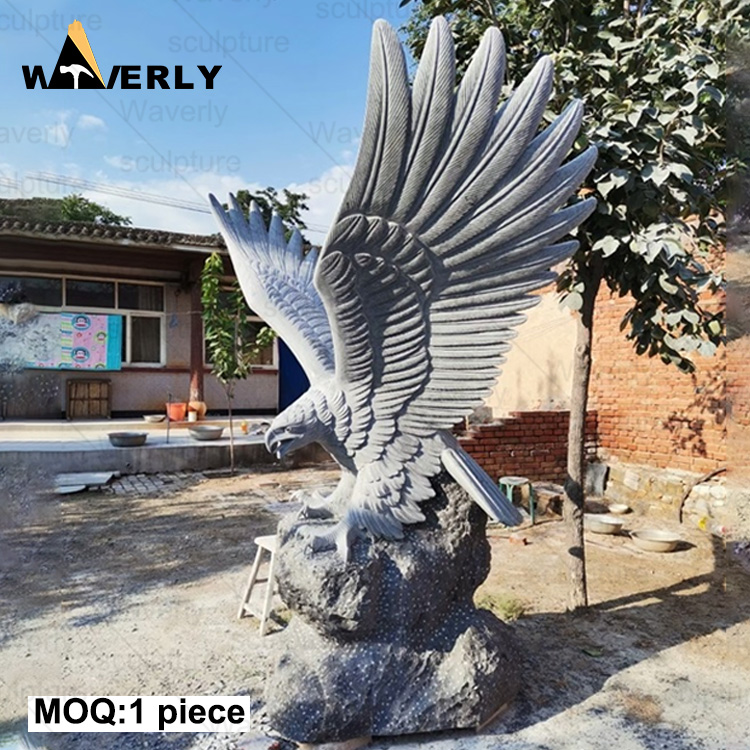 Natural granite flying eagle statue  ME-73103CH